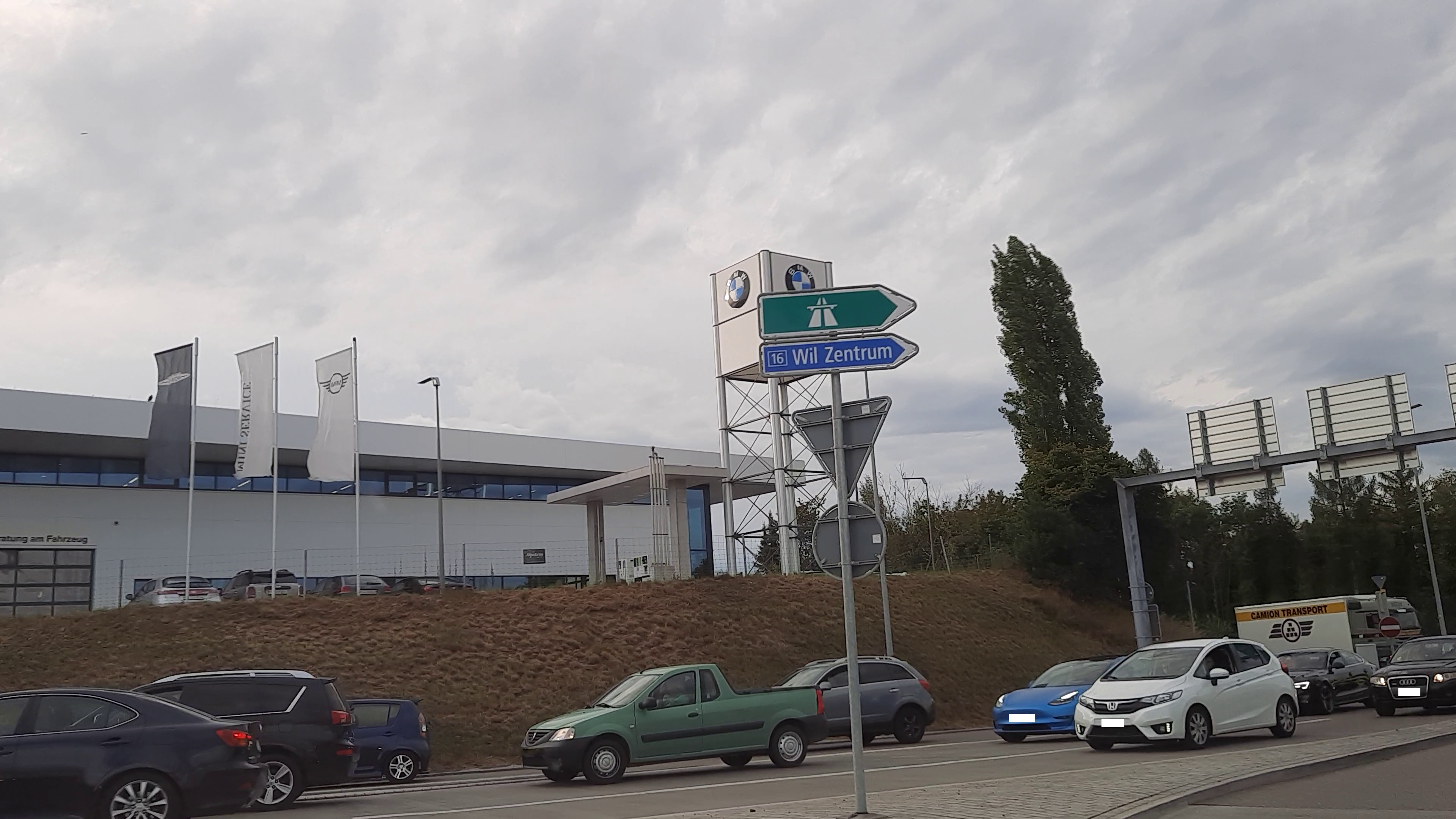 Autostrasse T16 | Kreisel Wil Freudenau | Kreisel Freudenau | Wil Kreisel Freudenau | Wil Freudenau Kreisel | Umfahrung Rickenbach | Einfahrt Autobahn A1 Wil | Ausfahrt Wil Zentrum